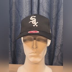 Chicago White Sox Youth Hat Baseball Cap Velcro Adjustable Strap MLB NEW